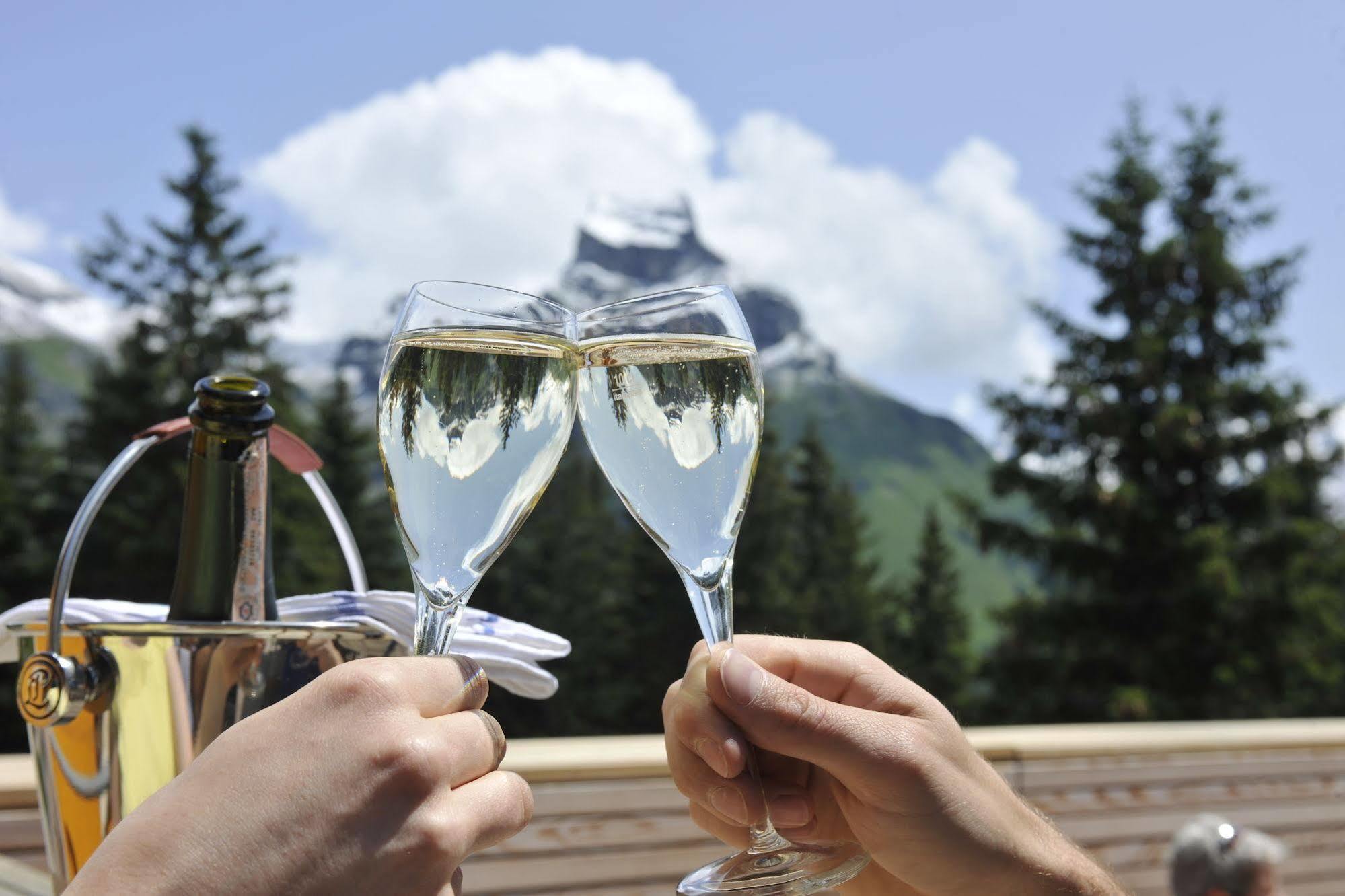 Berglodge Restaurant Ristis Engelberg Kültér fotó