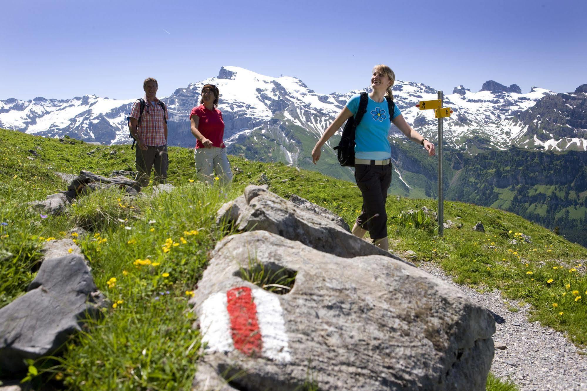 Berglodge Restaurant Ristis Engelberg Kültér fotó